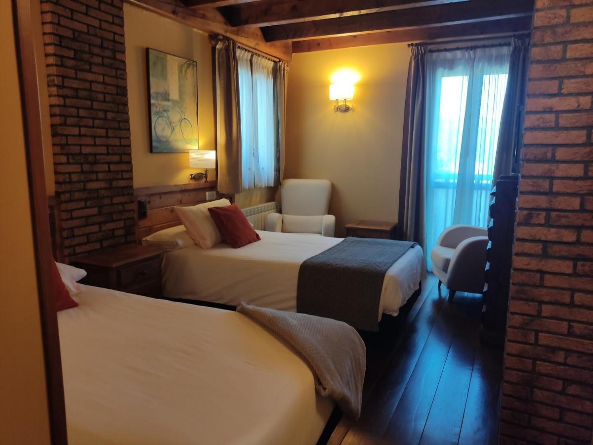 Hotel Rural Irati Selva De Irati Jaurrieta 外观 照片